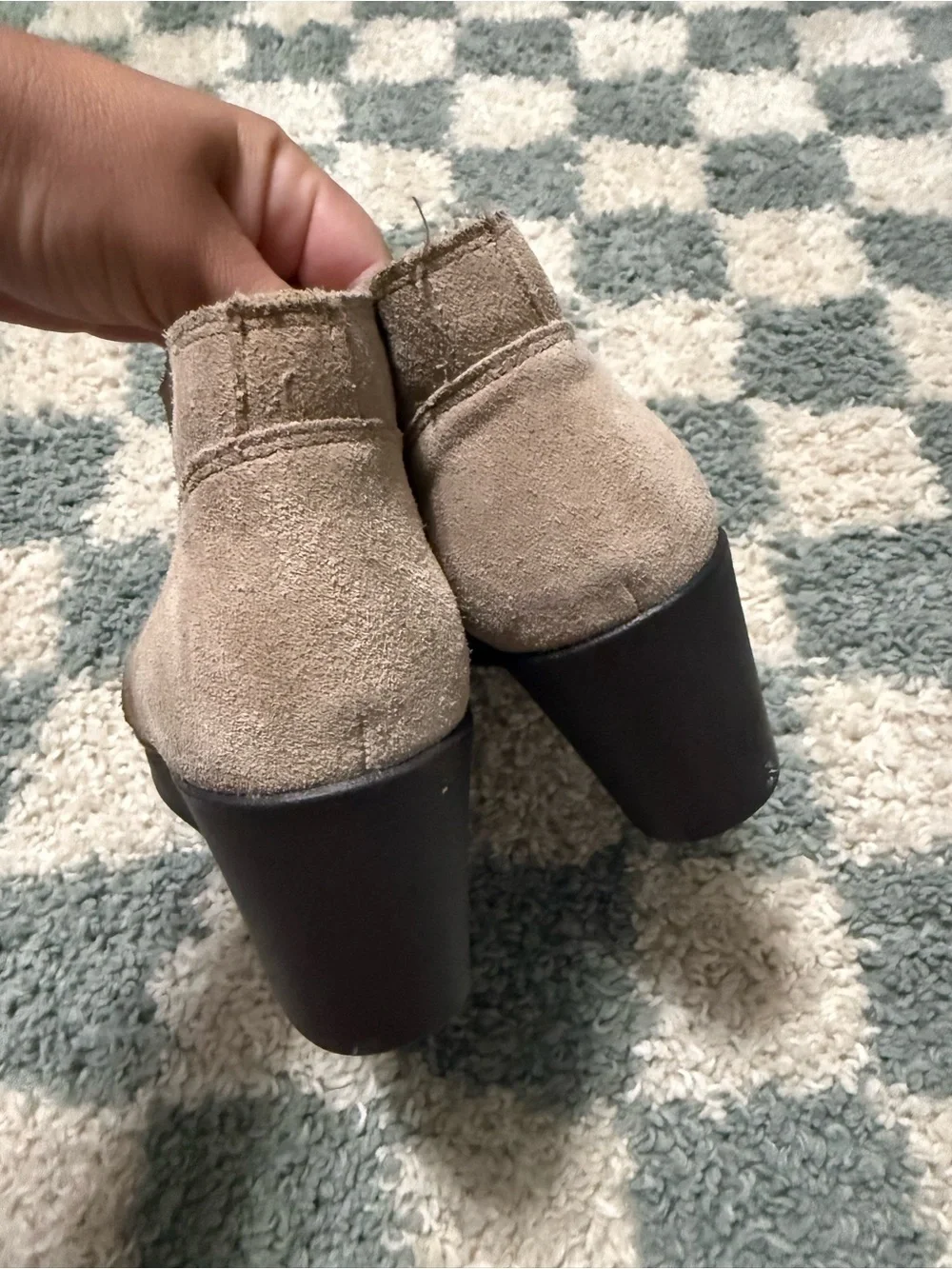 CROCS good preowned